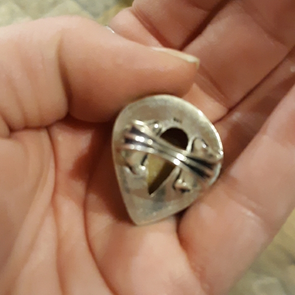 New Mother of Pearl 925 Silver Statement Ring. - Picture 8 of 9